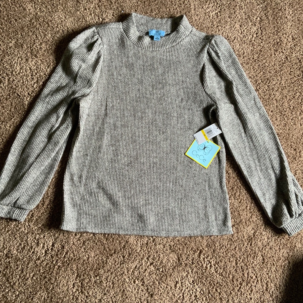 Cecelia lightweight sweater